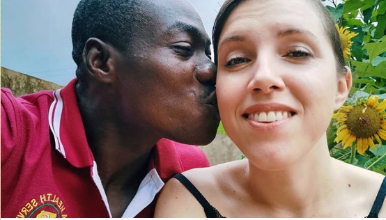 8 лет назад вышла замуж за африканца и переехала в Гану. Как выглядят дети Наташи и Франка